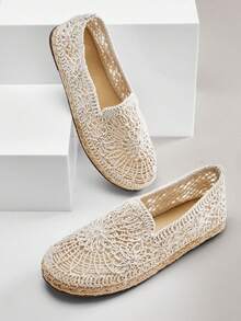 VACAZURE Women's Elegant Floral Crochet Round Toe Flat Espadrilles - Beige - View 3