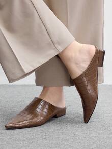 CUCCOO BIZCHIC 女款尖頭平底經典穆勒鞋 - 絨裏咖啡 - 查看 4