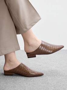 CUCCOO BIZCHIC 女款尖頭平底經典穆勒鞋 - 絨裏咖啡 - 查看 2