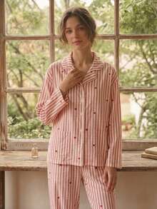 Women Striped & Heart Print Lapel Button‑Up Long Sleeve Pajama Set, Loose Casual 2‑Piece Sleepwear - Pink - View 3