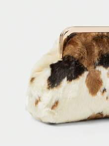 SHECARRY WOMEN'S FASHION RETRO COW PATTERN CLUTCH BAG, SOFT PLUSH MATERIAL, CHAIN DECORATIVE CLIP BAG, FOR DAILY, COMMUTING, SHOPPING, DATING - Milk plush - View 6