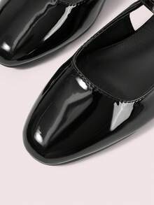 CUCCOO DOLLMOD Women's Shoes Black Glossy Textured Back Lift Mary Jane Flats - Black - View 4