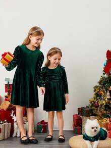 PETSIN 1pc Pet Christmas Premium Green Velvet Dress - Multicolor - View 7