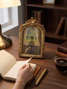 1Pc European Vintage Carved Resin Wall‑Mount Photo Frame Decor Ornament - Multicolor - View 7