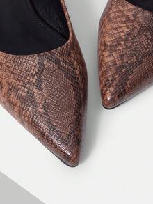 Mnmlis Commuter Pointed Shoes Fashionable Snakeskin Splicing Soft Leather Buckle Low Vamp Flat-Soled Shoes Fall Shoes - Brown (snake pattern) - View 4