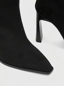 CUCCOO BIZCHIC 女款高跟厚底靴，適合秋冬日常與節慶場合 - 炭黑色 - 查看 6