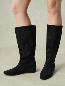 8 black