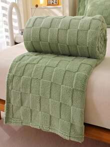Cirelle Ultra Soft Green Checkerboard Throw Blanket - Plush Grid Textured Flannel Blanket, Cozy Checkered Blanket For Couch, Sofa & Bed - Green - View 4