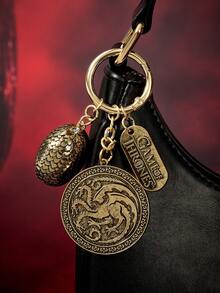 Game of Thrones X SHEIN Fashion Zinc Alloy Keychain Bag Pendant Pendant Commemorative Collection Gift Retro Gold - Multicolor - View 4