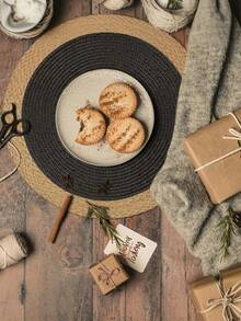 Round Dual‑Tone Woven Placemat, Heat‑Resistant Non‑Slip Braided Table Mat, PP Straw Insulation Hot Pot Pad, Rustic Decorative Round Dinner Plate Coaster For Kitchen Dining Table Home Party Banquet Decoration - Black - View 3