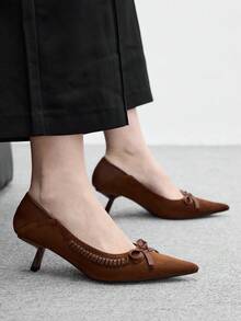 CUCCOO BIZCHIC 巧克力棕色百褶蝴蝶結尖頭細高跟鞋，極簡通勤職場女鞋 - 巧克力棕 - 查看 1