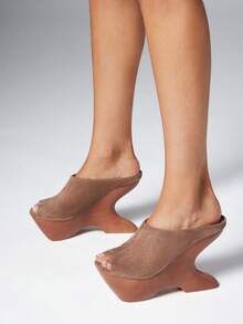 SHEIN Solezae Women Minimalist Metal Decor Straps Chunky Wedge Heeled Shoes - Camel - View 2