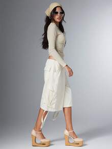 SHEIN Solezae 女款極簡金屬色交叉綁帶粗跟坡跟涼鞋 夏季鞋 - 米色 - 查看 4