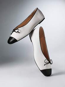 SHEIN SHUZIA Sepatu Balet Wanita Motif Blok Warna, Ujung Persegi dengan Hiasan Pita dan Pelindung Ujung Kontras, Sepatu Balerina Kasual Model Slip-On - Hitam dan Putih - View 3