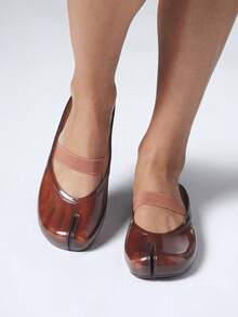 SHEIN Solezae 女款分趾水晶果凍穆勒鞋 法式包頭戶外半拖涼鞋 - 咖啡棕 - 查看 4