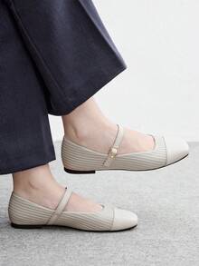 CUCCOO BIZCHIC Square Top Flat Women's Shoes, Buckle Comfortable Soft-Soled Flat Shoes, Suitable For Fashionable Commuting And Vacation - Grey - View 1
