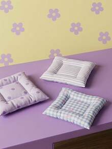 Joivida A Square Ins-Style Coaster With Simple Patterns Like Stripes And Plaid. Designed For Cream-Style Home Decor, It Offers Visual Pleasure And A Comfortable Touch For Urban Working Women And Teens - Multicolor - View 1