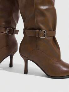CUCCOO SZL 7.8CM 女款中筒高跟靴 尖頭扣飾 紅棕色百褶靴 時尚百搭 日常通勤女靴 - 紅棕色 - 查看 5
