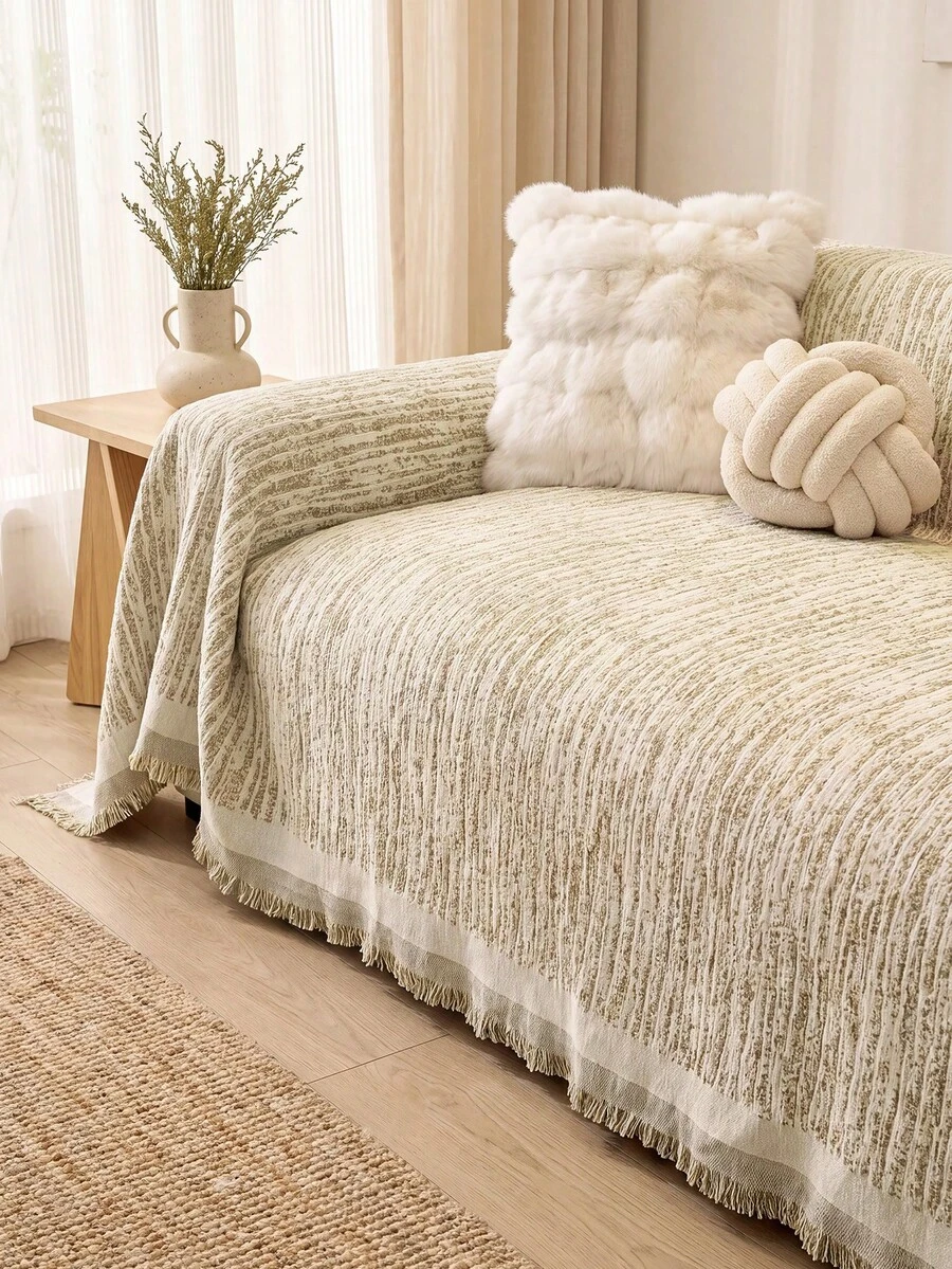 1Pc Four-Season Universal Chenille Non-Slip Sofa Cover Is Suitable For Family Living Room And Other Room Decoration Non-Slip Sofa Towel, Machine Washable Hand-Washed Sofa Cover Towel Soft Non-Fading Bedroom Decoration Pet-Friendly Protective Cover - Dark coffee - View 1
