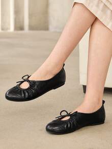MOTF أحذية باليه نسائية عتيقة مزينة بفيونكة مجعدة، أحذية مسطحة من الجلد الناعم سهلة الارتداء برأس مستدير، أحذية ماري جين كاجوال للمشي اليومي - الأسود - مشاهدة 6