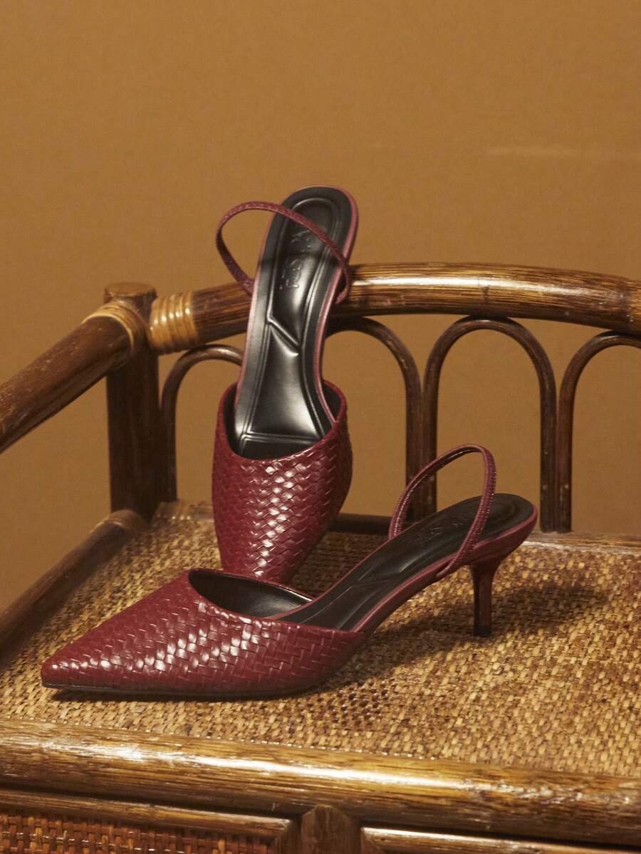 Nöista Sepatu flat bertali belakang anyaman warna burgundy dengan ujung runcing dan tali elastis minimalis untuk keanggunan sehari-hari yang berkelas. - Burgundy - View 1