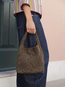 Nöista Dark Green Microfiber Shoulder Bag With A Chunky Textured Finish, Short Handle, And Soft, Rounded Silhouette. - Army Green - View 8