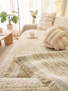 1Pc Four-Season Universal Chenille Non-Slip Sofa Cover Is Suitable For Family Living Room And Other Room Decoration Non-Slip Sofa Towel, Machine Washable Hand-Washed Sofa Cover Towel Soft Non-Fading Bedroom Decoration Pet-Friendly Protective Cover - Dark coffee - View 8