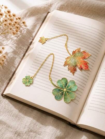Cirelle 1 pièce Marque-page en métal émaillé vintage avec pendentif en chaîne, 3 styles Érable Monstera Trèfle, marque-page décoratif, cadeau pour les amateurs de livres