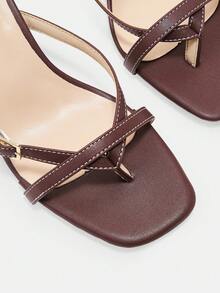 CUCCOO CURVES Women's Square Toe Heel Burgundy Toe Plus Fat High-Heeled Sandals - Burgundy - View 4