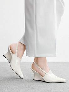 CUCCOO BIZCHIC 極簡米色尖頭楔跟鞋，空心封趾優雅女鞋，百搭通勤女鞋 - 米色 - 查看 4