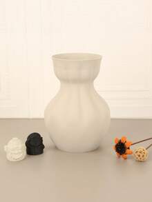 1PC Standard Size Textured Pleated Crinkle Effect Vase Flower Holder With Unique Wavy Surface For Home Living Room Tabletop Desktop Floral Arrangement Display Decorative Centerpiece Sturdy Non Slip Base Easy Clean Versatile Use Home Decor Essential - A - View 3