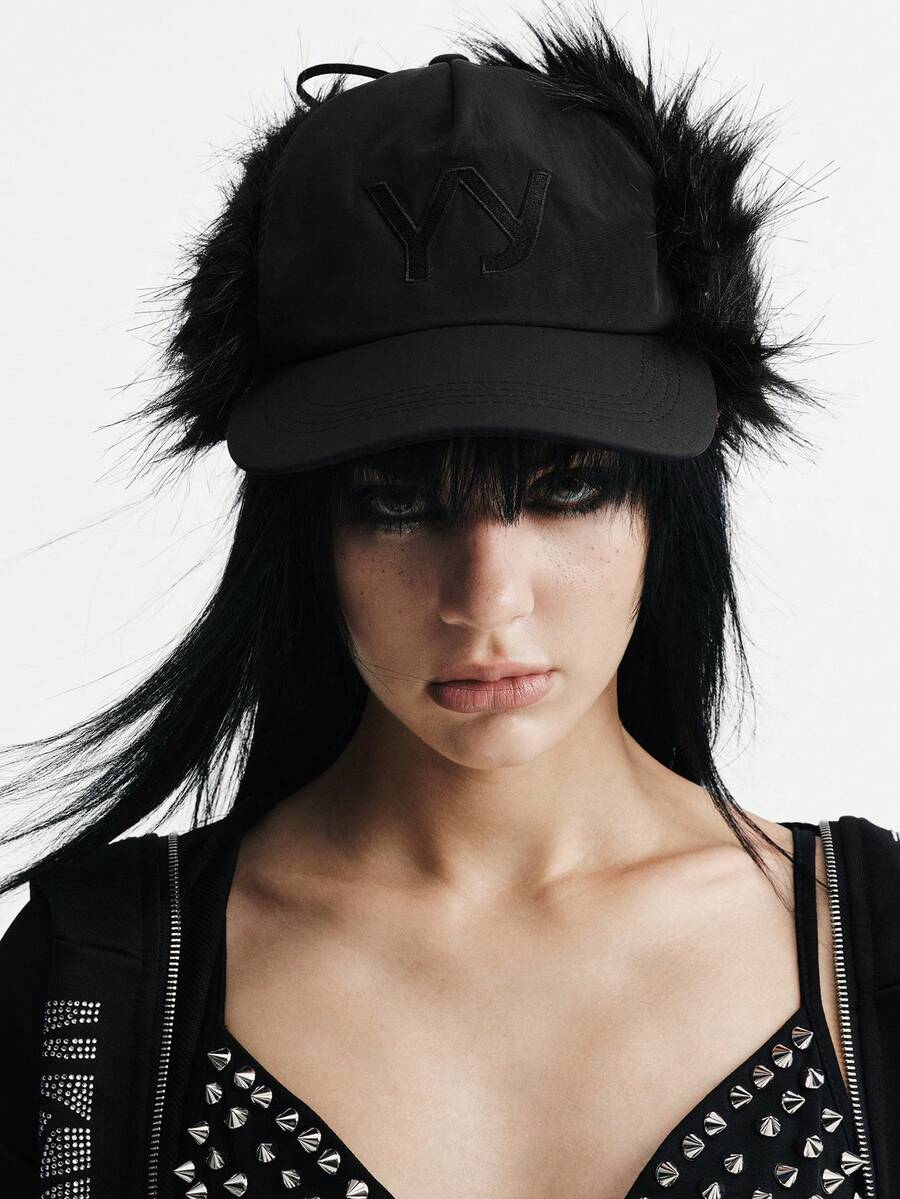 MortiRose 1Pc Black Letter Three-Dimensional Embroidery Simple And Fashionable Baseball Cap, Plush Dark Sweet And Cool Wind Hat Decoration Niche Single Item - Black - View 1