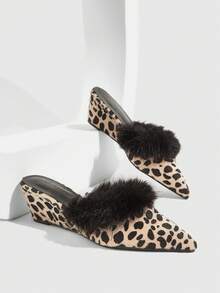 apricot leopard print