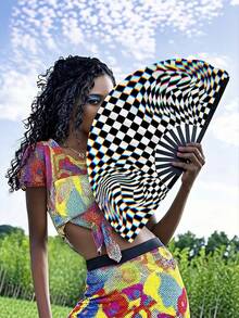 1 PC Optical Illusion Portable Folding Travel Cooling Breeze Wave Grid Distortion Design Handheld Fan For Home Party Concert Graduation Dance Performance Decoration Wedding Birthday Valentine Gift Summer Must Have - multicolor - View 4