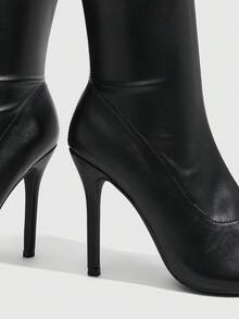 Daringsoles Versatile Skinny Pointed Heel Elastic Medium Boots Fall Boots - Black - View 5