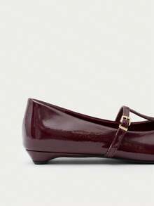 Nöista Burgundy Patent Mary Jane Flat With A Sleek Pointed Toe, Delicate Strap And A Low Heel For Timeless Elegance. - Burgundy - View 10