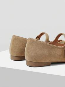 Mnmlis Women's Fashion Round Toe Basic Flat Shoes, Retro College Style - Apricot - View 3