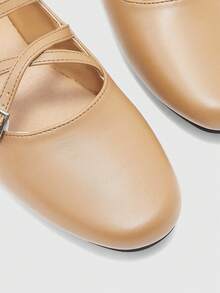CUCCOO BIZCHIC Women's Fashion Round Toe Brown Flat Shoes, Suitable For Dating And Commuting Fall Shoes - Brown - View 5