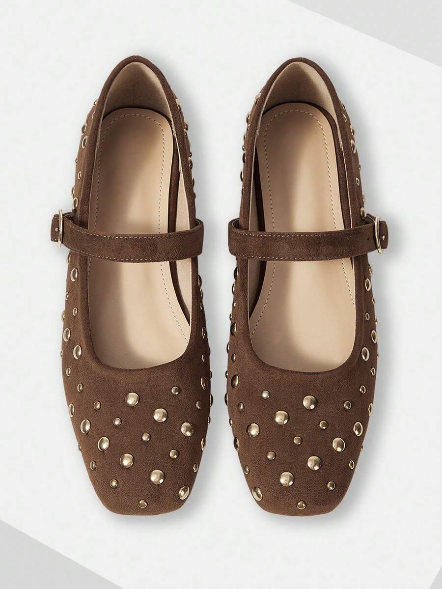 Mnmlis Women's Fashion Rivet Flat Shoes, Fashion Commuting - Brown - View 1