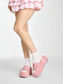 ROMWE Kawaii 女款斜跟厚底涼鞋 深色搖滾龐克哥德風 夏季露趾羅馬沙灘涼鞋 刺繡字母款 派對洋裝鞋 - 粉--色 - 查看 2