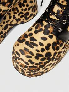 ROMWE Grunge Punk Sepatu Bot Ankle Wedge Vintage Gaya Punk Musim Semi/Gugur Wanita – Bahan Campuran Suede Gothic & Motif Leopard dengan Sol Platform Berlapis Kain - cetak leopard kuning - View 4