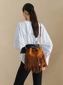 Wovira Ladies Slanted Shoulder Bag, Hand-Woven, Bohemian Vintage Tassel, Bucket Bag, Large Capacity, Vacation, Daily Commute - Brown - View 8