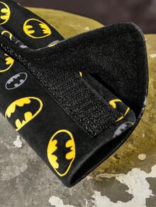 BATMAN X SHEIN 汽車安全帶肩部護套 柔軟防勒舒適款 車用肩墊 通用四季使用 汽車安全肩部用品 尺寸：23 * 6CM - 蝙蝠俠 - 查看 5