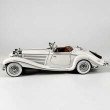 1935 Classic Retro 500K Two Door Convertible Sports Car Model Classic Vehicle Replica 1:24 Scale Pullback Front, Metal Structure, Both Sides Of Front And Rear Engine Hood Can Be Opened, Suitable For Bedroom - White - View 4