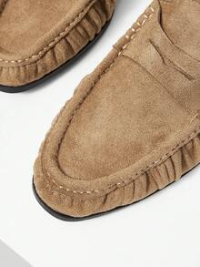 Mnmlis Women's Fashion Casual Pleated Round Head Loafer Commuter Shoes - Khaki - View 4