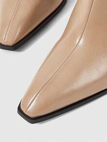 Sleekvia Classic Western-Style Women's Low-Heeled Platform Boots, Suitable For Daily And Festive Occasions In Autumn And Winter - Apricot - View 4