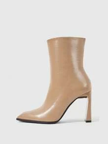 Sleekvia Classic Western-Style Women's Low-Heeled Platform Boots, Suitable For Daily And Festive Occasions In Autumn And Winter - Apricot - View 1