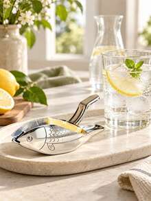 1pc Stainless Steel Lemon Squeezer, Creative Fish-Shaped Manual Citrus Juicer, Handheld Lime And Lemon Wedge Press, Portable Fruit Juicing Tool For Kitchen, Bar, And Restaurant - Silver - View 7