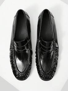 Mnmlis Women's Fashion Casual Pleated Loafers - Black - View 1