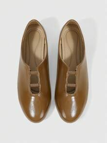 Sleekvia Women's Simple Round Toe Flat Shoes - Brown - View 1